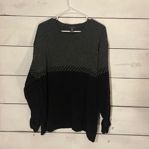 KNIGHTSBRIDGE GREY AND BLACK CUTE FALL SWEATER